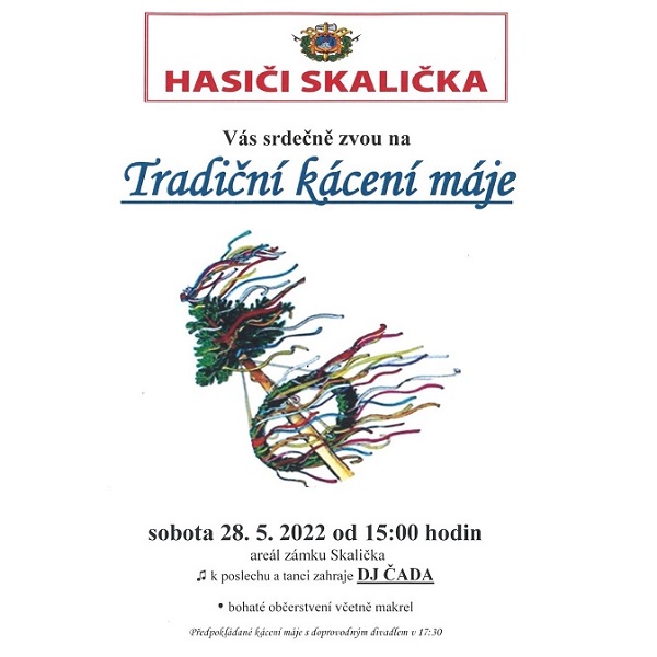 Areál zámku Skalička – Tradiční kácení máje