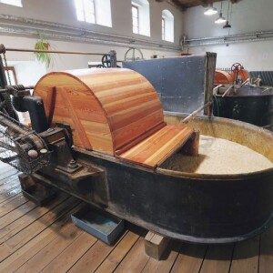 rucni-papir-velke-losiny (1)