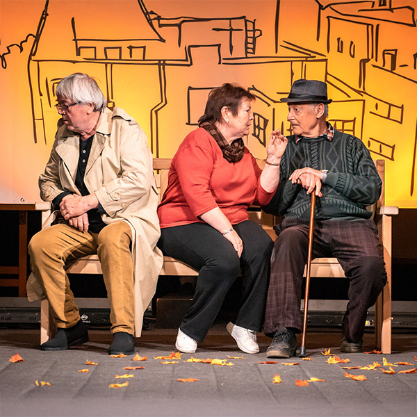 Tři na lavičce / Hvězdy na hradě